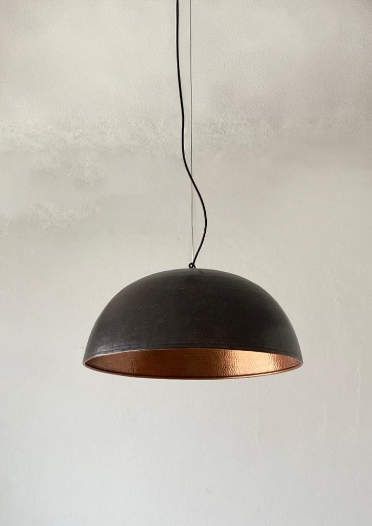 Lamp-70--725x1024 Lámpara colgante DOMO 70 con interior de cobre